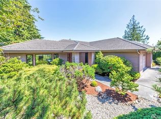 575 Pioneer Dr, Port Ludlow, WA