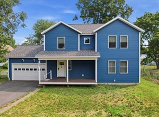 61 Grey Meadow Dr, Burlington, VT 05408