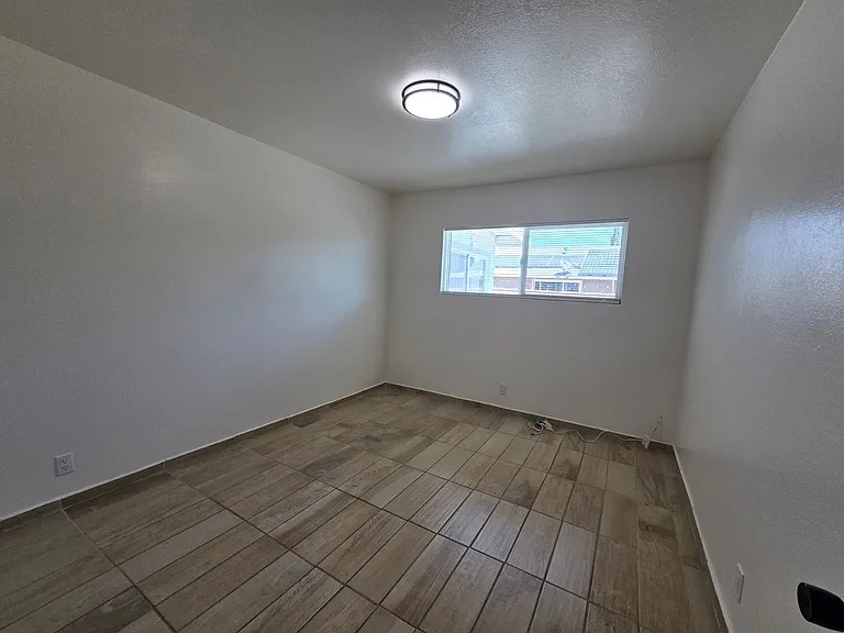 1415 Boyden Ave — Photo 18