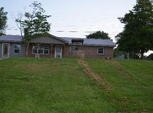 119 Twin Rivers Dr, Bronston, KY 42518