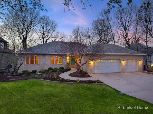 11 Merrimack Ct, Bolingbrook, IL 60440
