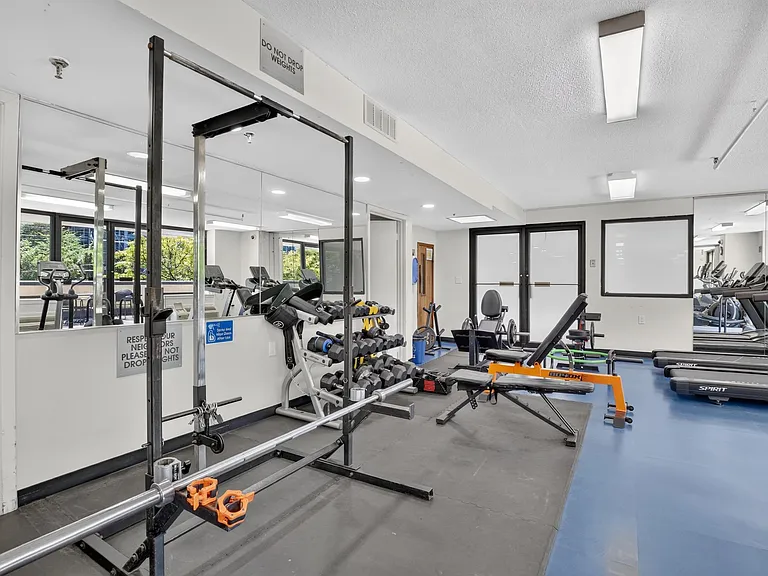 551 Observer Hwy #14D — Photo 39
