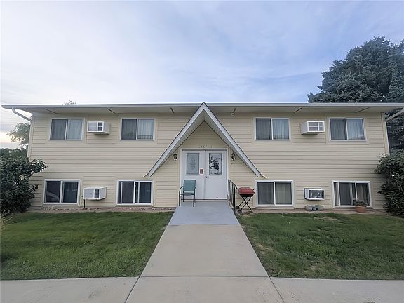 2nd image of 2467 2nd St