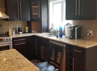 24 Dixon Ave, Staten Island, NY 10302