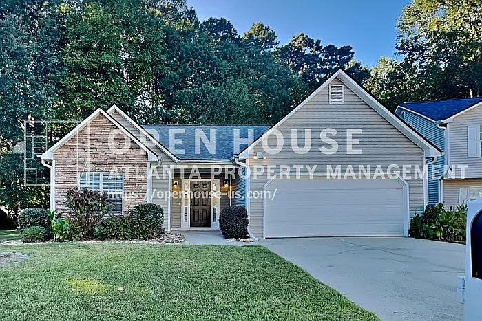 3605 Clubside Walk NW