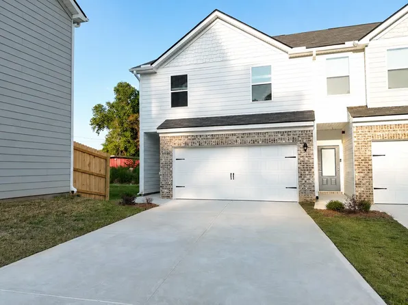 5428 Biltmore Dr, Atlanta, GA 30349