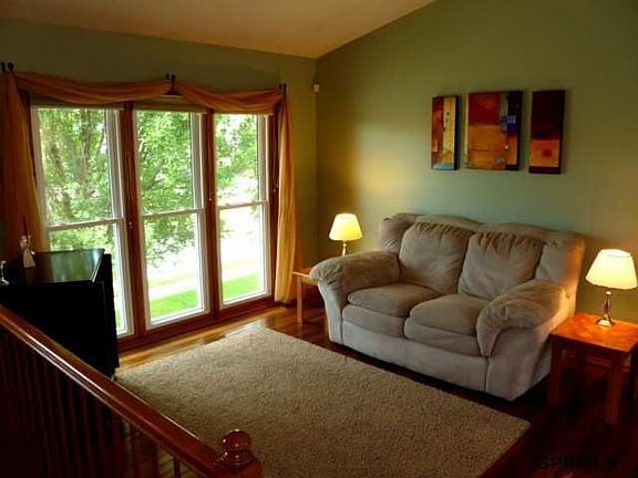 5th image of 15230 Chalco Pointe Dr