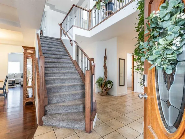 26 Ranchlands Way NE, Medicine Hat, AB T1C 0C9