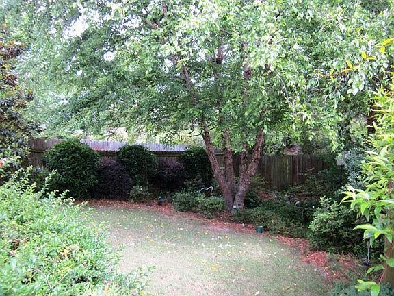 5th image of 283 Southbank Dr