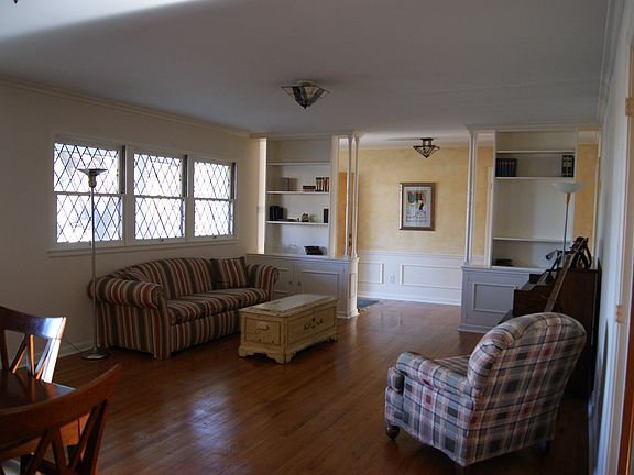 Formal Living & Entry