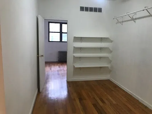 Rented by Premier Metro Realty Corp | media 7