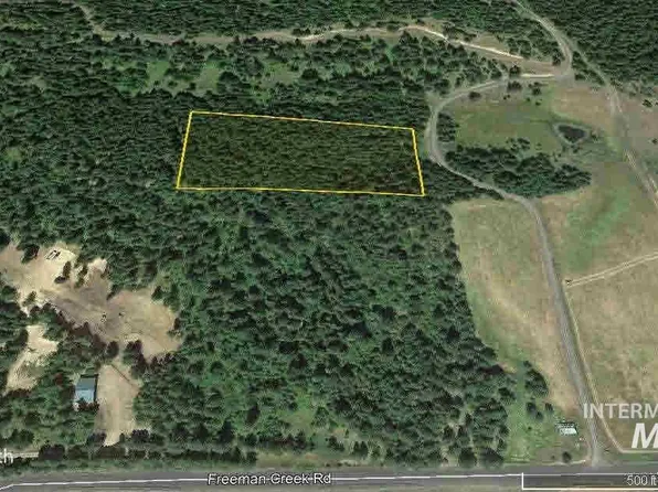 Ceres Dr, Lenore, ID 83541