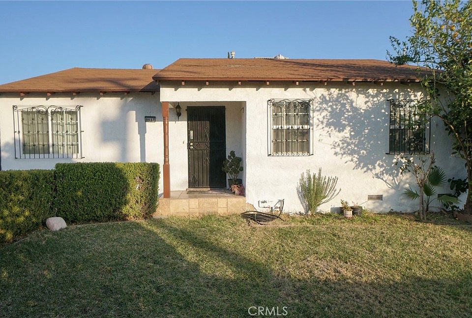 1st image of 8937 Palmetto Ave