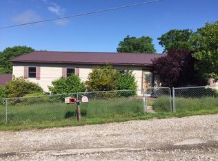 2905 Beeman Rd, Washington, WV 26181