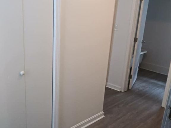 4th image of 224 E Oak St APT 3