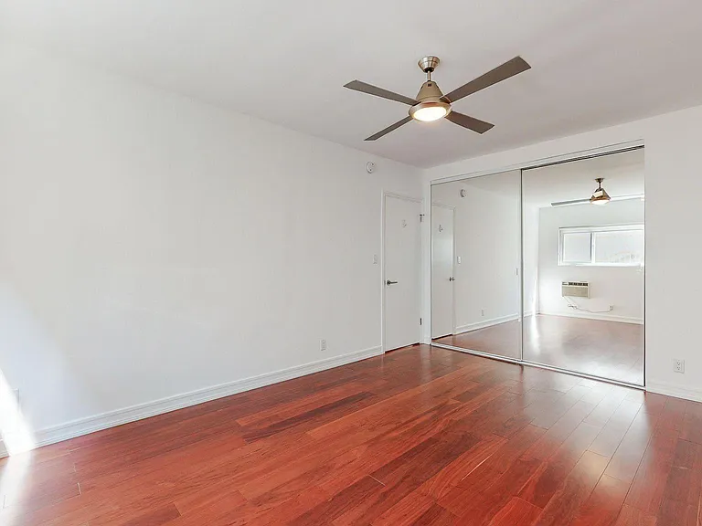 1737 Butler Ave #2 — Photo 10