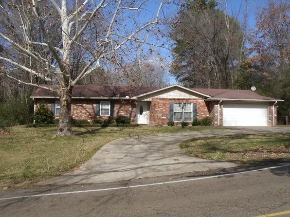 6105 Indiana Ave, Vicksburg, MS 39180