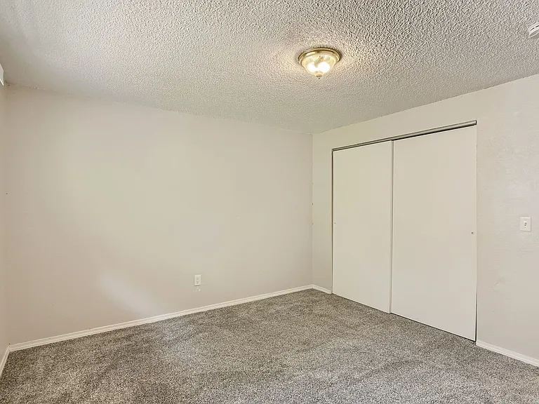 691 Molalla Ave #7 — Photo 22