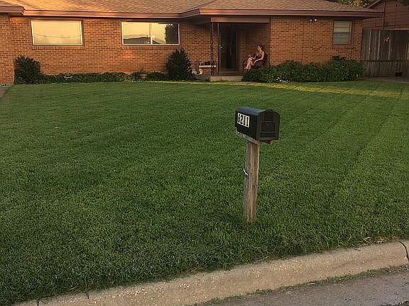 3rd image of 6211 Woodward St