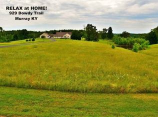 929 Dowdy Trl, Murray, KY 42071