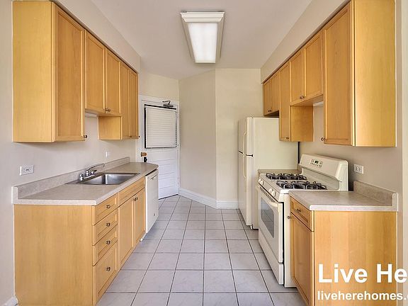 5th image of 1006 Hinman Ave APT 3