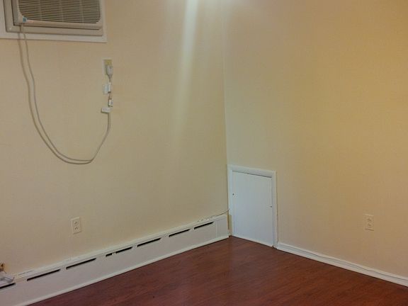 4th image of 413 Pine St #10553341
