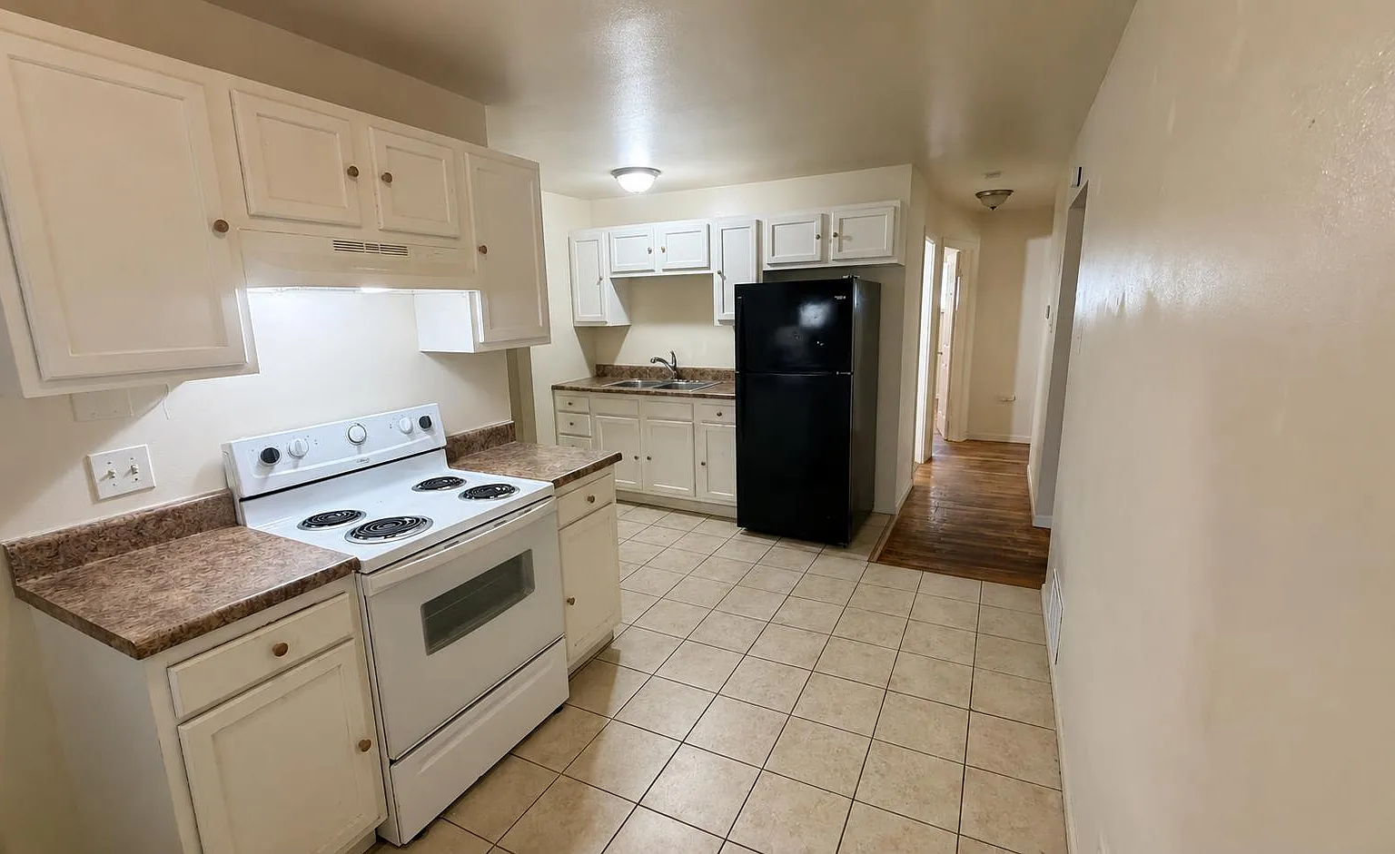 5614 Sanborn Dr — Photo 1