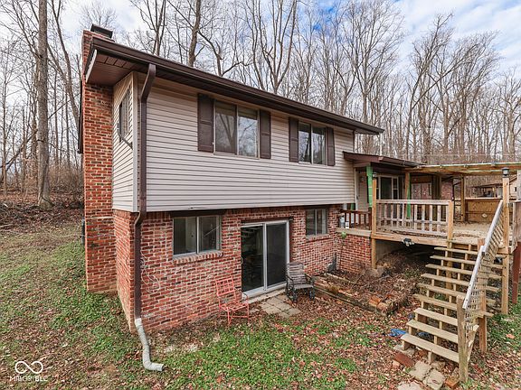 3rd image of 501 E Jada Ln