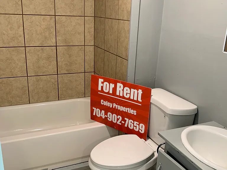 1346 Lerain Ct — Photo 18