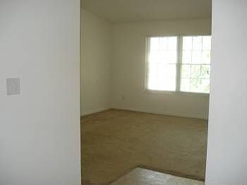2nd image of 100A Forest Oak Ln