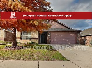 10104 Cougar Trl, Fort Worth, TX 76108