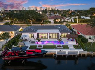 5641 Bayview Drive, Fort Lauderdale, FL 33308