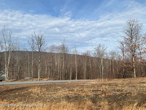 4th image of 61 Summit Woods Road