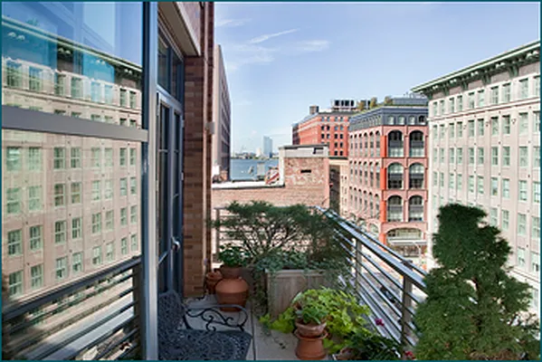 Sold by Brown Harris Stevens | media 19