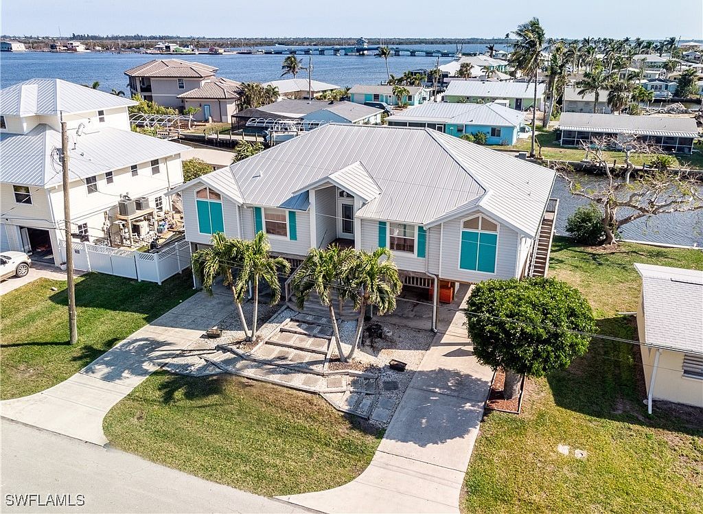 2643 Clyde St, Matlacha, FL 33993 | Zillow