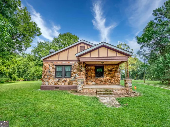2067 Cleveland Rd, Bogart, GA 30622