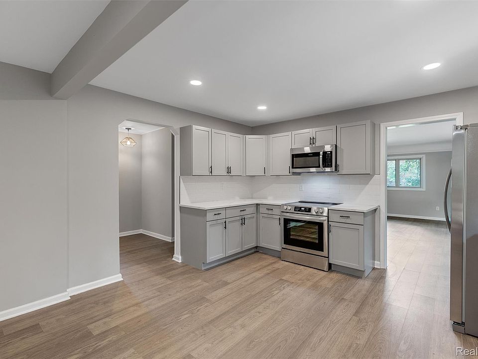 26261 La Muera St, photo 20