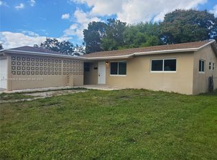 238 SW 6th St, Dania, FL 33004