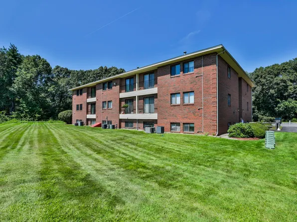 134 Abbott Farm Lane #134, Hudson, NH 03051