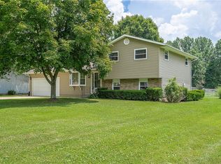 38851 Biggs Rd, Grafton, OH 44044