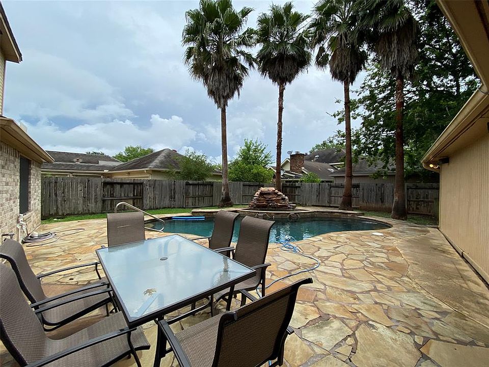 1st image of 3419 Sophora Pl