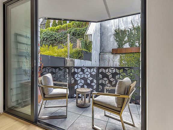 4th image of 540 De Haro St #301