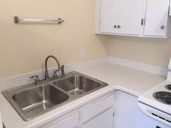 37 Ashton Kitchen 2_04202015