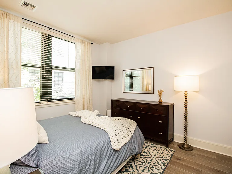 1387 Washington St #203 — Photo 23