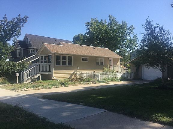 House & Detached Garage