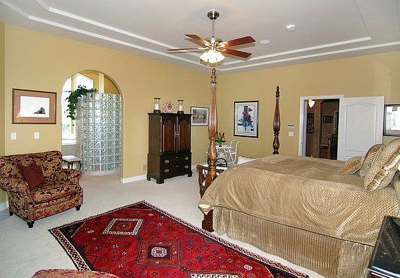 Master suite