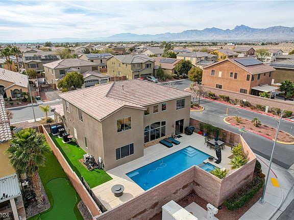 2nd image of 8948 Monte Oro Dr