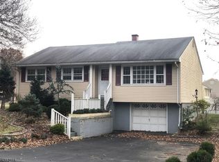 24 Struble Ln, Dover, NJ 07801