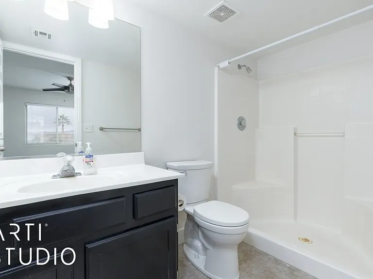 520 Turtleback Rd #B — Photo 13