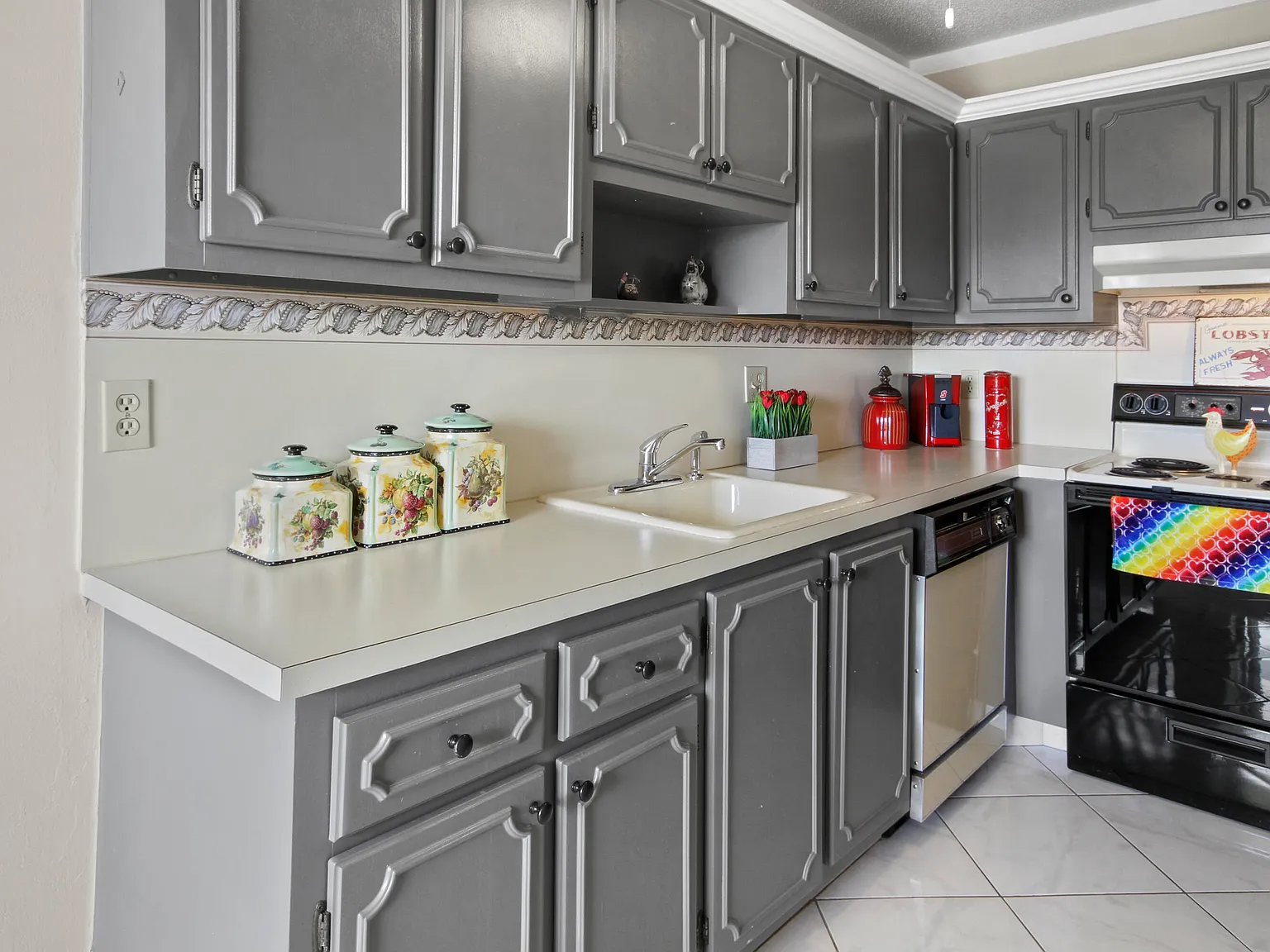 2 bed, 2.0 bath, 1167 sqft, $2,800 — Photo 2